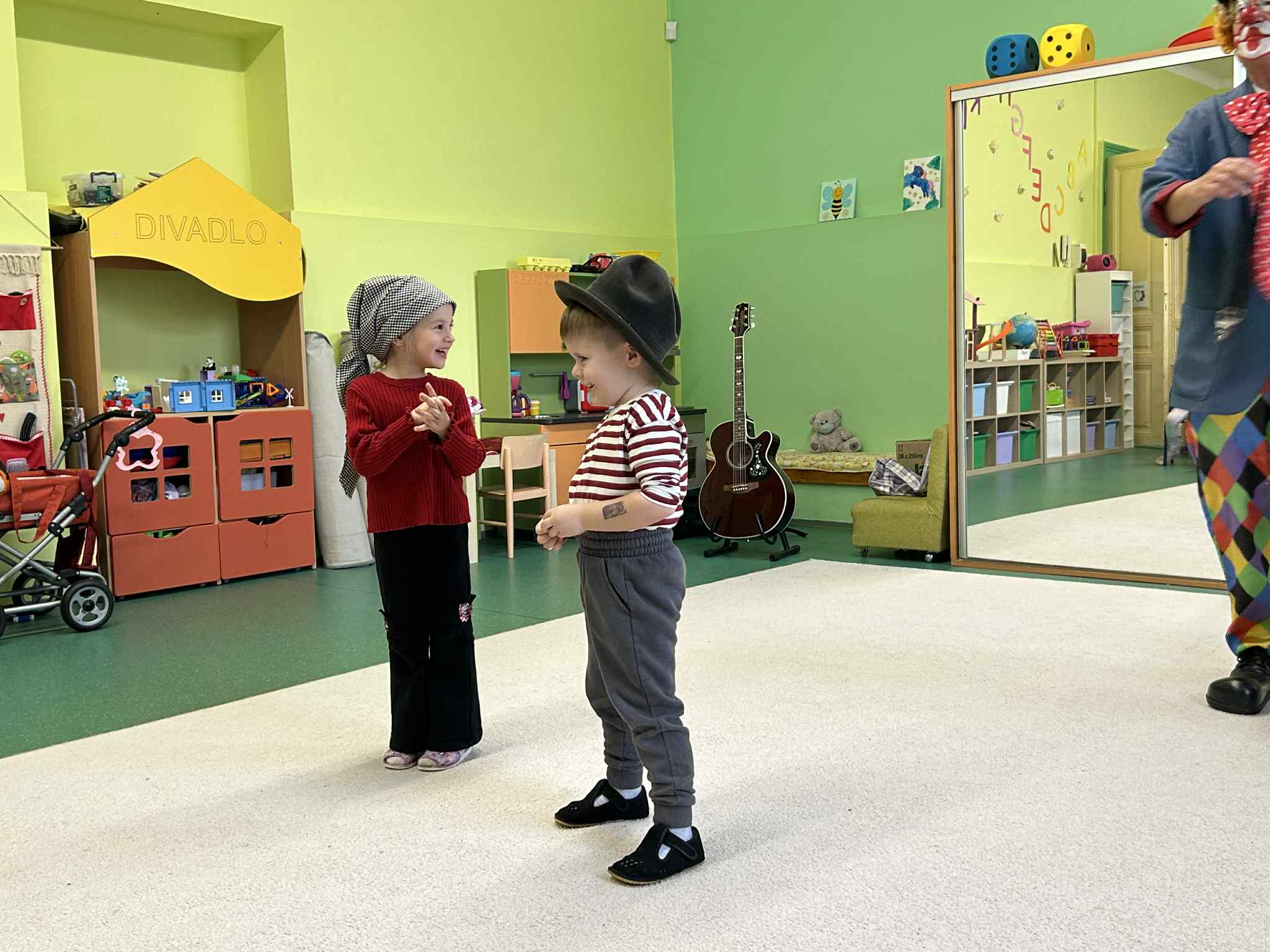 Messenger_creation_E651D9BE-395B-48F4-BF5B-7AF94235F795