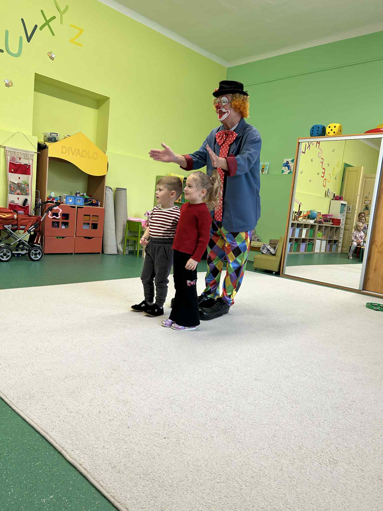 Messenger_creation_C9B85BC9-FA42-4E54-93FF-495725CFABF7