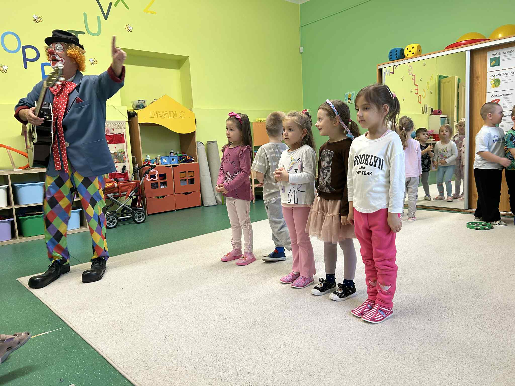 Messenger_creation_2FB7566B-615D-49F1-B89A-F5B2CFD6E4A5