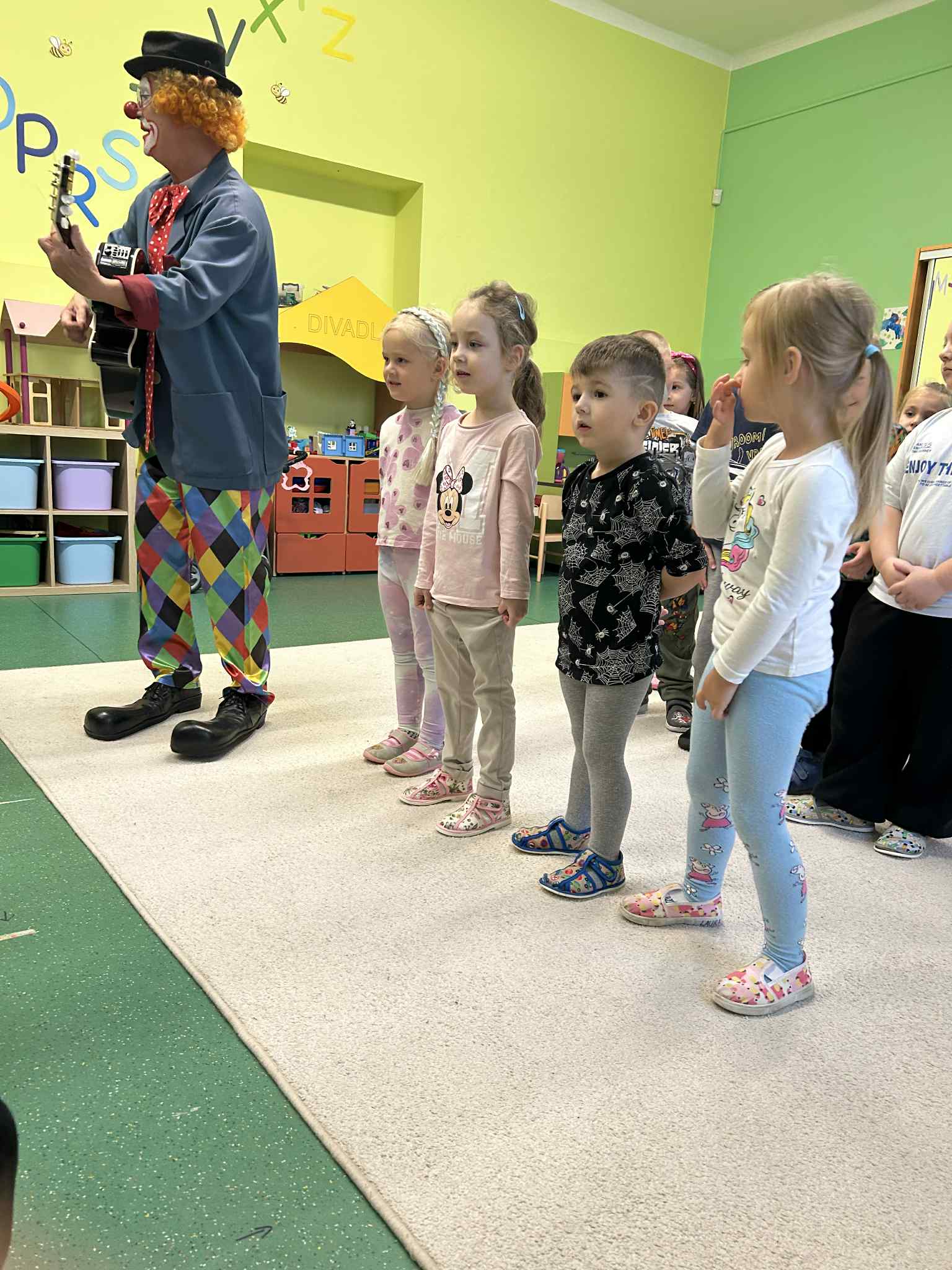 Messenger_creation_833B8037-6BC1-4069-9E8A-D3A92D8B1A34