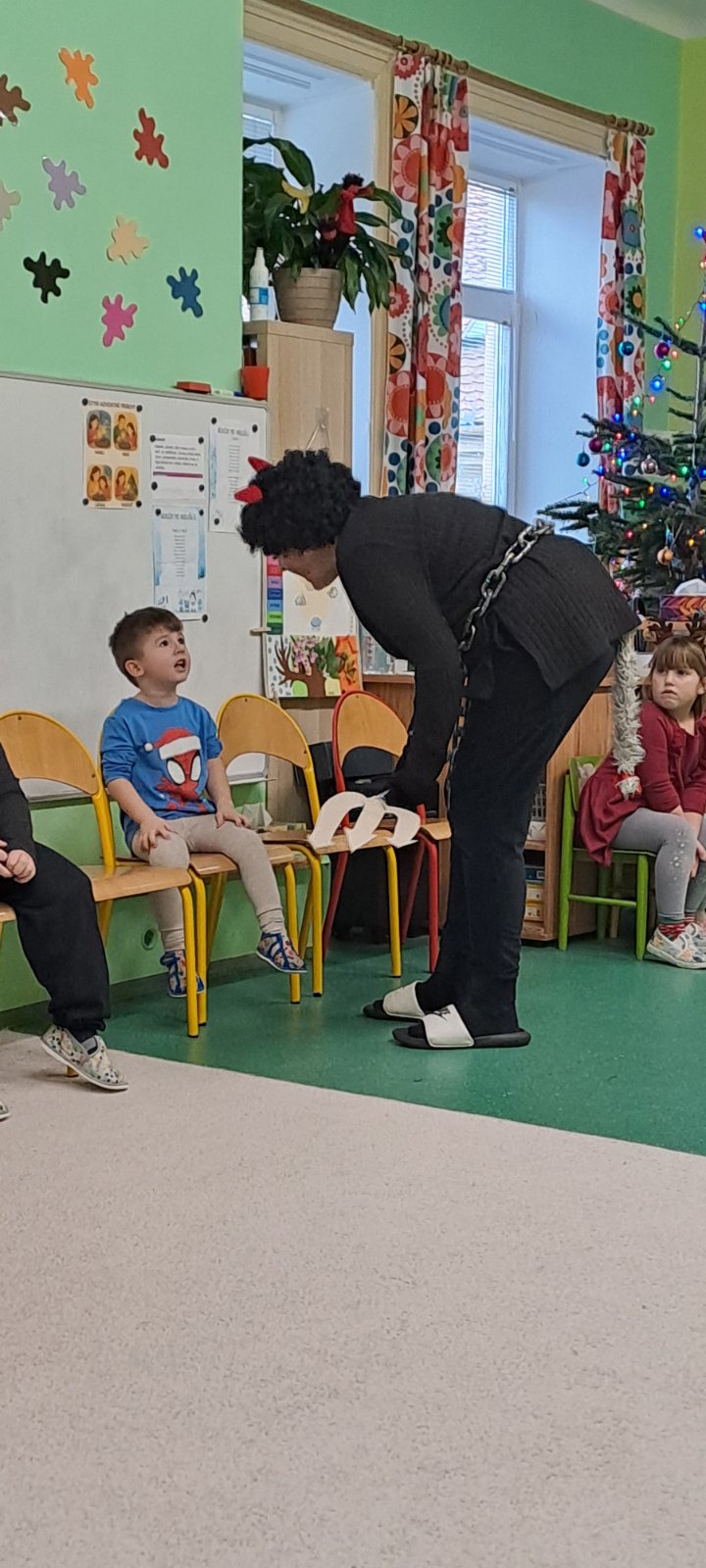 IMG-aec891e57983828e2e8cd142d6b090d9-V